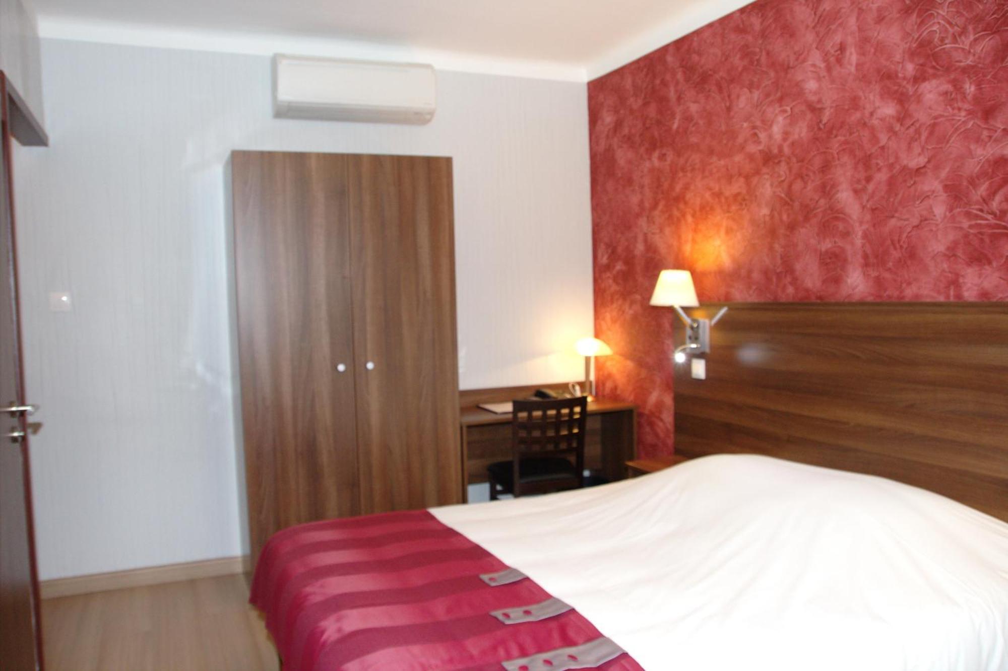 La Table Alsacienne Otel Farébersviller Dış mekan fotoğraf